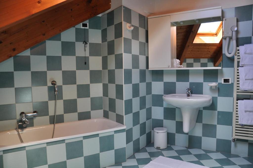 Hotel Ideal Sarche di Calavino Room photo